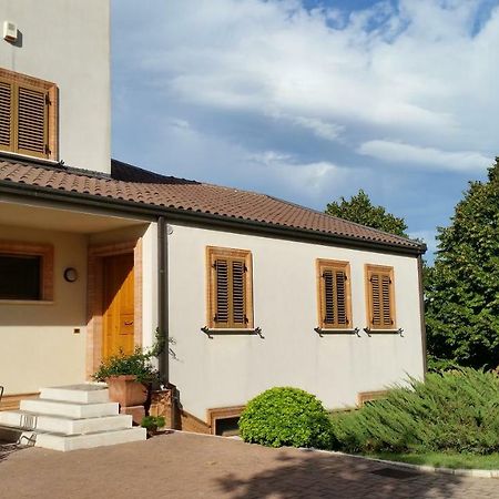 Il Mandorlo B&B Civitanova Alta Exterior photo